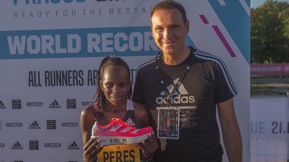 Uncini Manganelli. Image 9 of 10